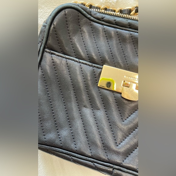 Small Black Michael Kors Crossbody - Picture 3 of 7